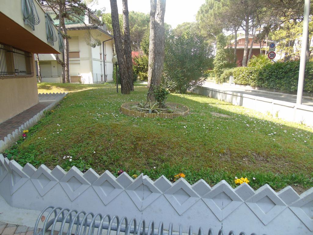 Villa Valeria Lignano Sabbiadoro Exterior foto